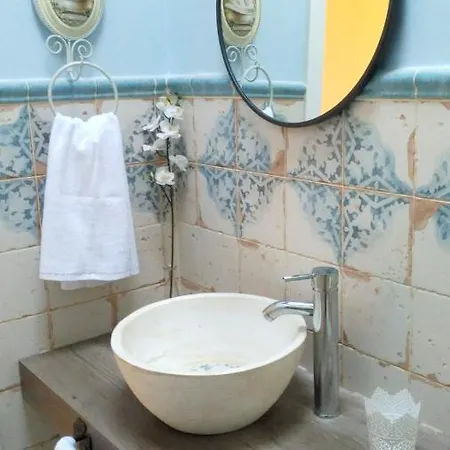 3 Bedrooms House With Enclosed Garden And Wifi At Hébergement de vacances Alaejos