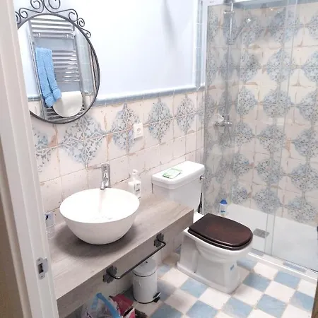 3 Bedrooms House With Enclosed Garden And Wifi At Alaejos